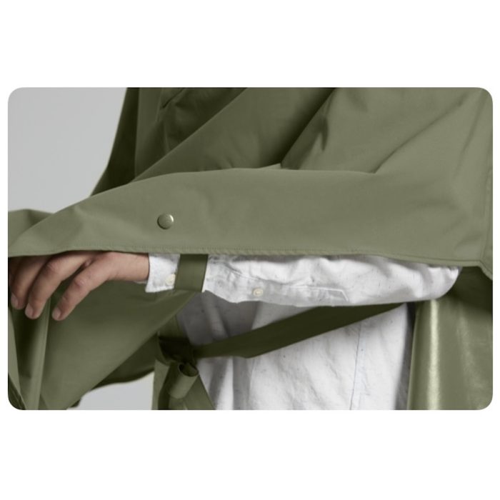 Unisex regenponcho Basil Hoga in olijfgroen, met capuchon, reflectie en waterdichte ademende stof